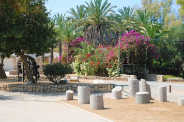 Parktaki eski kalıntılar, Ashkelon, İsrail