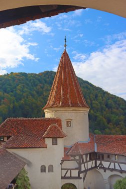 Romanya 'nın Brasov kentindeki Bran Kalesi
