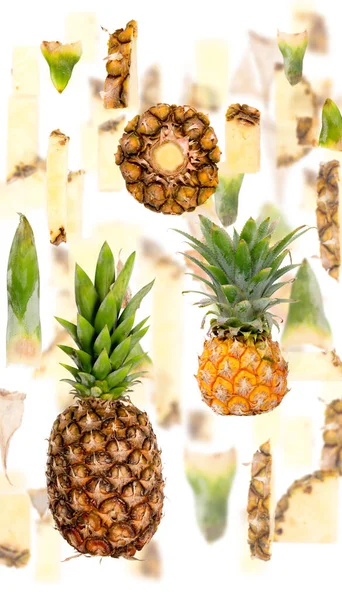Ananas Ovoce Kus Plátek Sbírka Listů Izolované Bílém — Stock fotografie