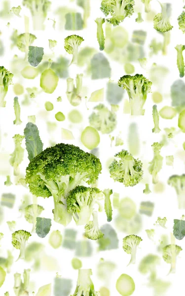 Latar Belakang Abstrak Yang Terbuat Dari Potongan Sayuran Brokoli Irisan — Stok Foto