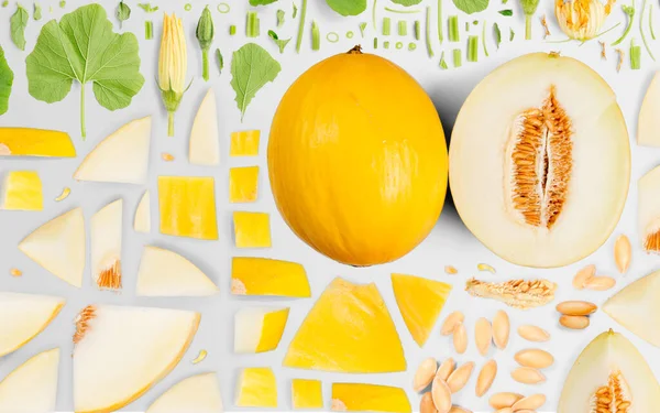 Abstrakt Bakgrund Gjord Socker Melon Frukt Bitar Skivor Och Blad — Stockfoto
