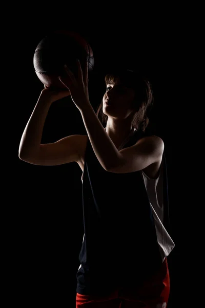 Жінка Баскетболістка Красива Дівчина Тримає Сторона Освітлена Наполовину Силует Студійний — стокове фото