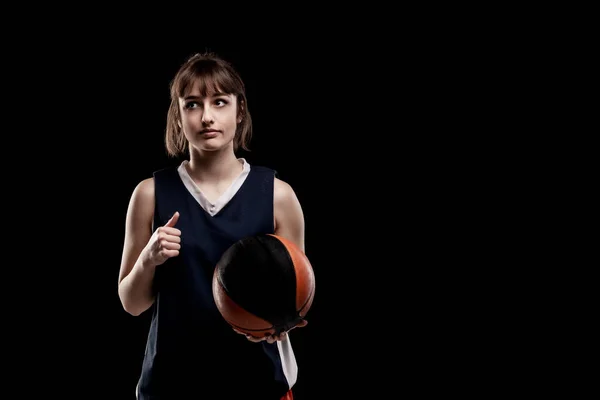 Basketballspielerin Schöne Mädchen Mit Ball Halb Silhouette Studioporträt Vor Schwarzem — Stockfoto
