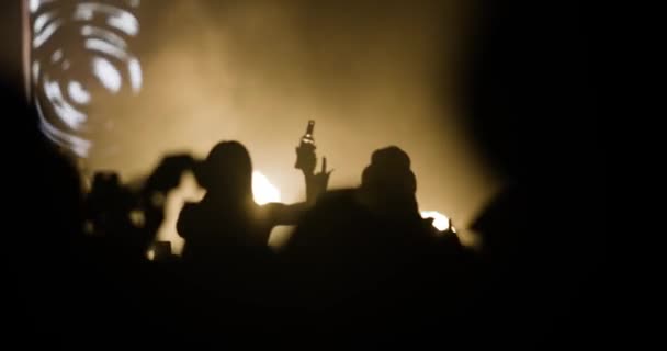 Abstract Silhouette People Crowd Hands Dancing Holding Phones Alcohol Bottles — Vídeo de stock