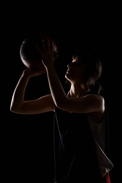 Joueuse Basket Belle Fille Tenant Ballon Portrait Studio Demi Silhouette — Photo