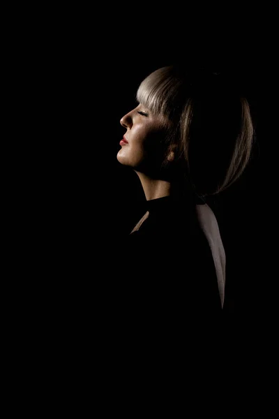 Beautiful Girl Blond Bangs Fringe Black Background Abstract Sidelit Portrait — Stock Photo, Image
