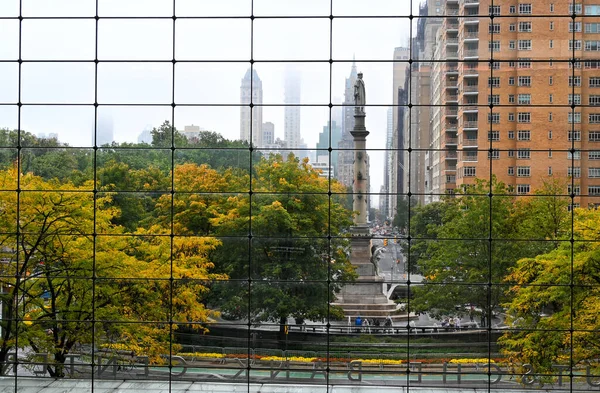 ニューヨーク 2022年10月23日 ドイツ銀行ビル内部から見たコロンバス サークル — ストック写真