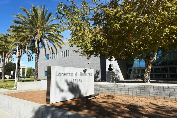 Orange California Nov 2022 Assine Biblioteca Lorenzo Ramirez Campus Santiago — Fotografia de Stock