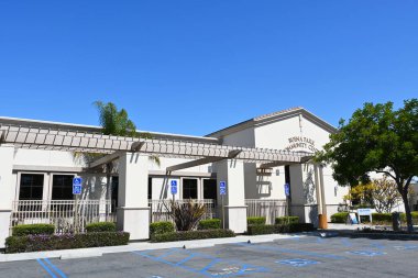BUENA PARK, CALIFORNIA - 24 MAR 2023: Buena Park Toplum Merkezi spor, kültür faaliyetleri ve üst düzey programlar gibi çok çeşitli eğlence olanakları sunmaktadır..