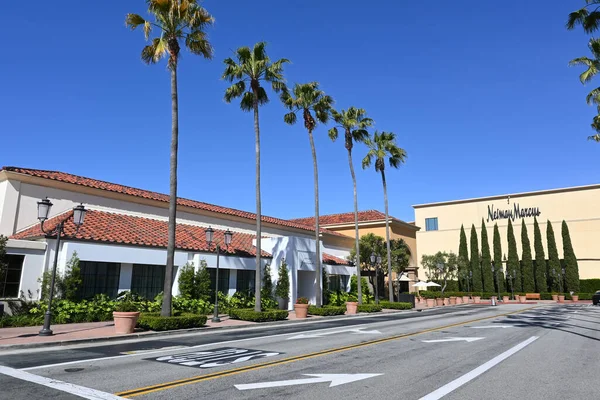 Newport Beach Kalifornien Apr 2023 Neiman Marcus Und Lugano Prive — Stockfoto