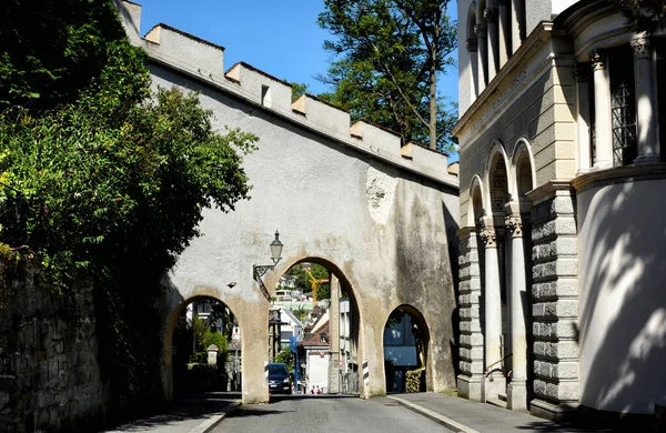 Lucern Switzerland Jul 2014 Arcos Sobre Rua Igreja Christuskirche — Fotografia de Stock
