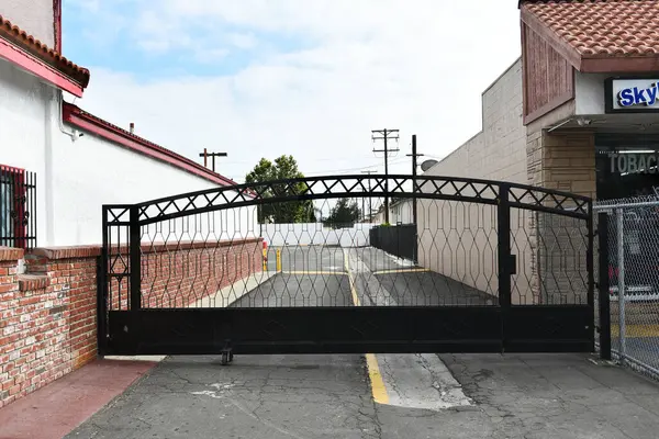 Anaheim California Σεπτεμβρίου 2023 Πύλη Που Κλείνει Ένα Δρομάκι Και — Φωτογραφία Αρχείου