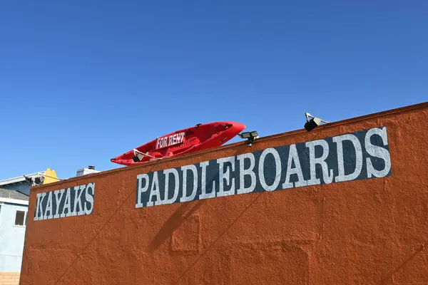 Newport Beach California Oct 2023 Kayak Top Shop Rent Sign — Stock Photo, Image