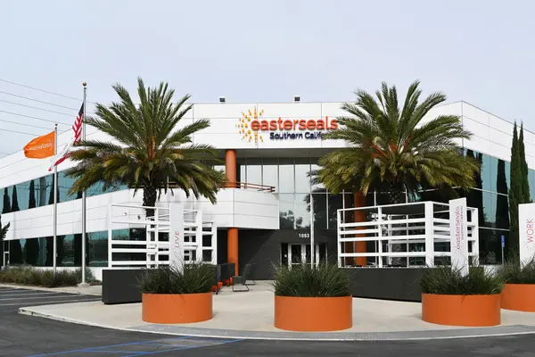 Irvine Kalifornia Feb 2024 Budynek Easterseals Południowej Kalifornii Gdzie Oferują Zdjęcia Stockowe bez tantiem