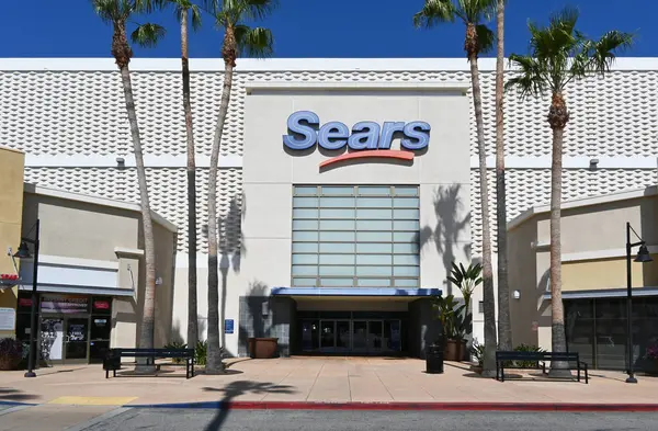 Biały Kalifornia Kwiecień 2024 Główne Wejście Domu Towarowego Sears Centrum Zdjęcie Stockowe