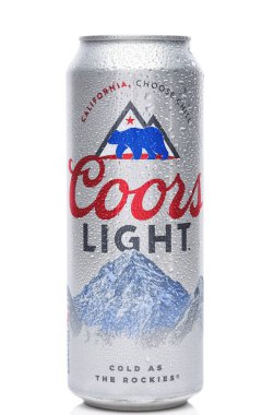 IRVINE, CALIFORNIA - 11 HAZİRAN 2025: Bir King Can of Coors Light bira. 