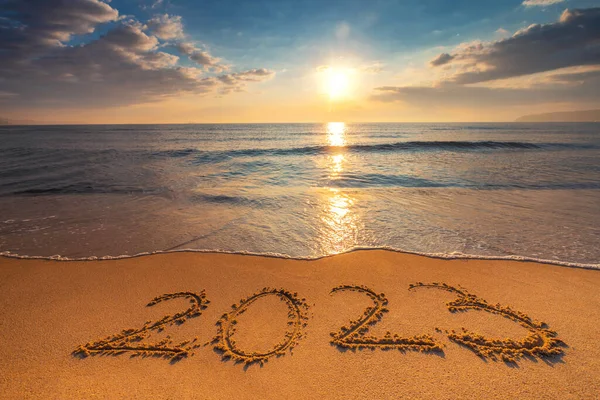 Gelukkig Nieuwjaar 2023 Concept Belettering Het Strand Geschreven Tekst Het — Stockfoto