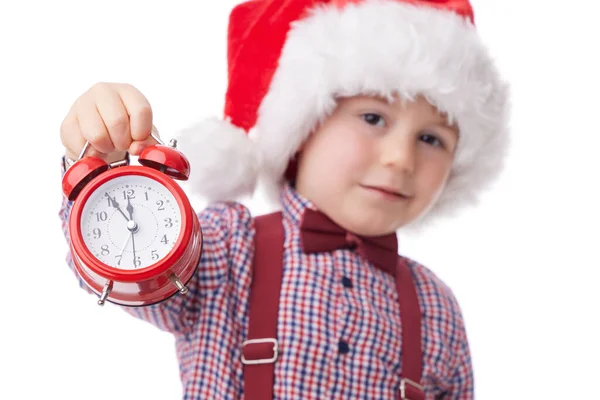 Niño Navidad Con Despertador Rojo Sonriente Hombrecito Con Sombrero Rojo — Foto de Stock