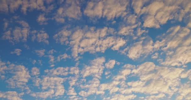 Gökyüzünde Hareket Eden Bulutlar Zaman Aşımına Uğruyor Video — Stok video