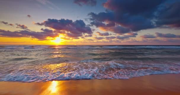 Morning Relaxation Sea Shore Sunrise Ocean Waves Beach Video — Stok video