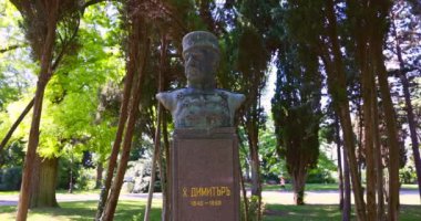 Bulgaristan 'ın başkenti Varna' da bulunan ulusal kahraman Hacı Dimitar 'ın anıtı