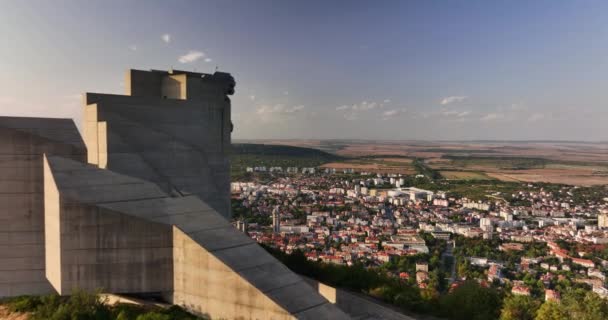 Αεροφωτογραφία Κολοσσιαίου Μνημείου 1300 Χρόνια Ιδρυτές Του Βουλγαρικού Κράτους Στο — Αρχείο Βίντεο