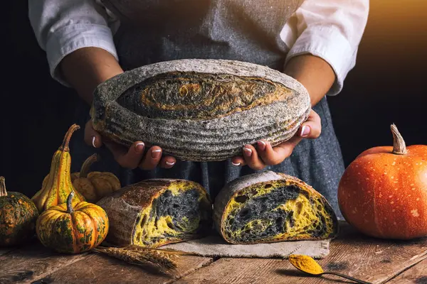 Homemade Crusty Sourdough Bread Oven Baked Woman Baker Autumn Foods — Stock Photo, Image