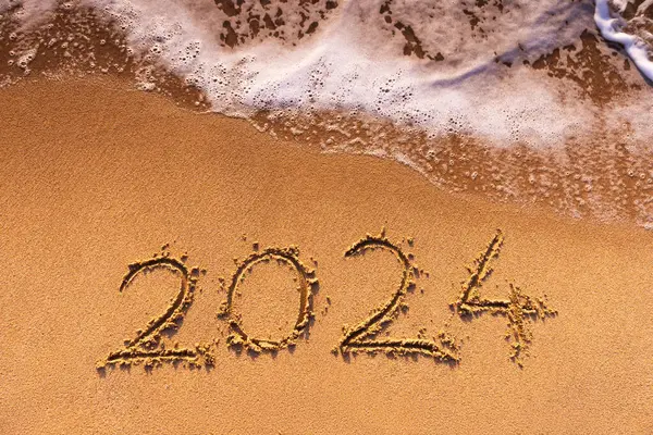 2024年新年快乐 沙滩映衬 — 图库照片