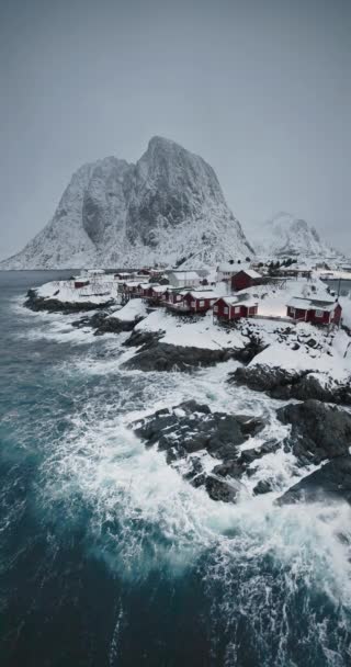 Natuur Landschap Van Lofoten Eilanden Noorwegen Reine Rode Huizen Vissersdorp — Stockvideo