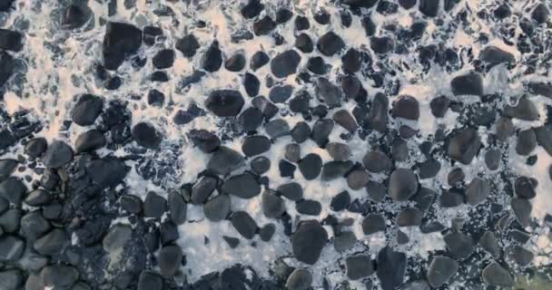 Norveç Lofoten Adalarının Kayalık Deniz Kıyıları Granit Siyah Donmuş Kayaların — Stok video
