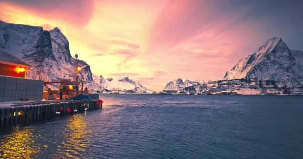 Vissers Netten Vissersboot Arctische Zeehaven Lofoten Eilanden Noorwegen Europa Bergen — Stockvideo
