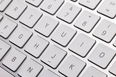 Kablosuz teknoloji klavye kapatma görüntüsü beyaz arkaplanda izole edildi