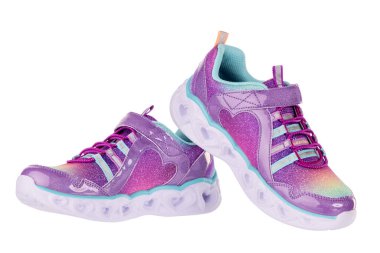 Beyaz Arkaplanda Renkli ve Işıklı Çocuk Ayakkabıları Tasarımı