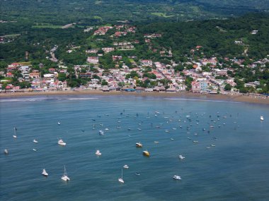 Nikaragua 'daki turizm teması güneşli ışıkta hava aracı görüntüsü