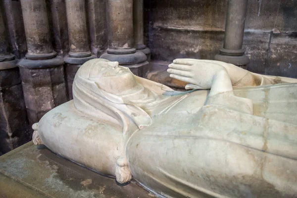 法国国王在巴黎圣德尼大教堂的坟墓 — 图库照片