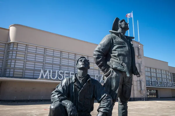 Bourget France August 2022 Aviator Statues Front Air Space Museum — стокове фото