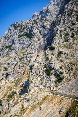 Picos de Europa Kanyonu, Asturias, İspanya 'da bakım yolu - ruta del Cares