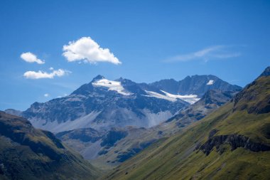 Pralognan la Vanoise 'deki Alp buzulları ve dağlar. Fransız Alpleri