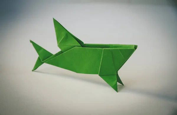 Green Paper Shark Origami Isolated Blank Background — Stock Photo, Image