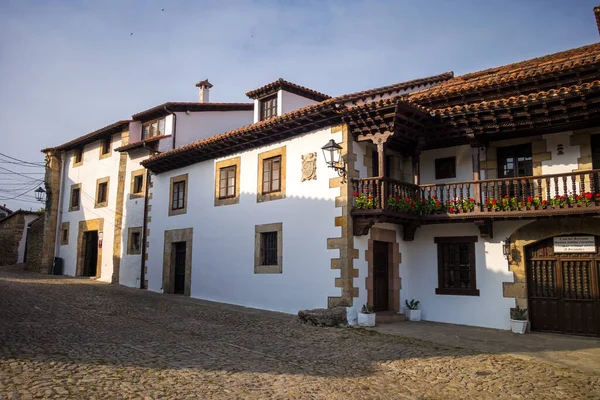 Santillana Del Mar Ισπανία Ιουλίου 2022 Παλιό Μεσαιωνικό Χωριό — Φωτογραφία Αρχείου
