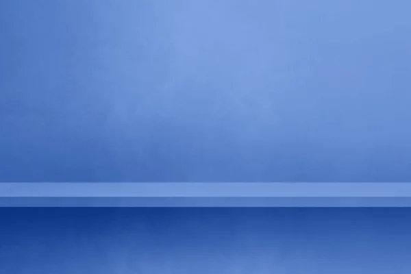 Leeres Regal Auf Einer Lila Blauen Betonwand Hintergrundvorlage Szene Horizontale — Stockfoto
