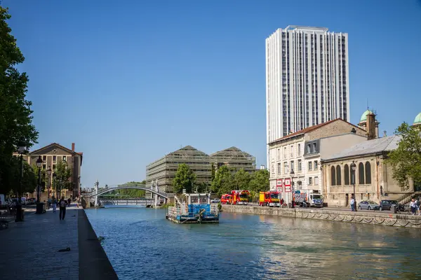 Paris França Junho 2023 Barco Dragagem Canal Ourcq — Fotografia de Stock