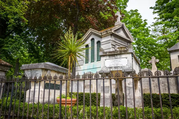 Paris France May 2023 Moliere Fontaine Graves Pere Lachaise Cemetery — Stock Photo, Image