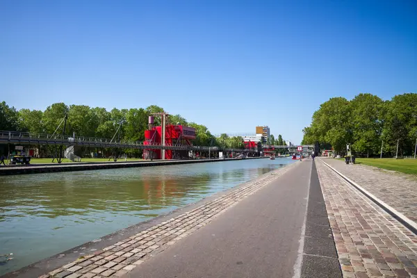 Париж Франція Червня 2023 Року Парк Віллетт Канал Ourcq Влітку Ліцензійні Стокові Фото