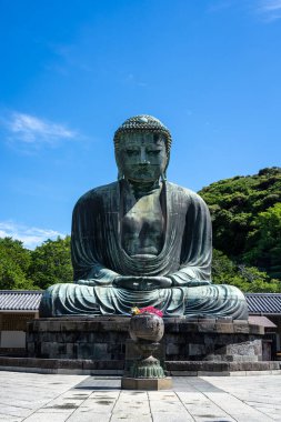 Büyük Buda Daibutsu, Japonya 'nın Kotoku-in tapınağında bulunan bir bronz heykel.