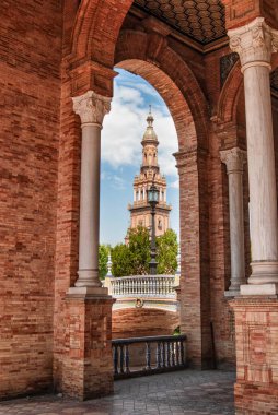 İspanya Meydanı (Plaza de Espana). Sevilla, İspanya