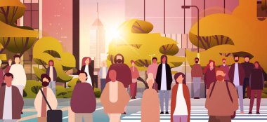 Çok ırklı insanlar grup halinde yürüyorlar açık havada yarış erkekler kalabalık şehir parkında arka planda yatay portre illüstrasyonunda