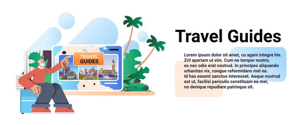 Senior Man Traveler Planning Next Travel Destination Digital Guide Screen — Archivo Imágenes Vectoriales