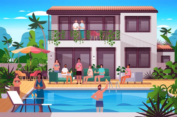 混合种族人群在私人别墅或酒店举行聚会与游泳池快乐的朋友放松在一起暑假的概念水平矢量插图 — 图库矢量图片