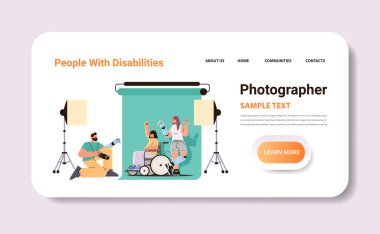 Engelli adam fotoğrafçı fotoğraf stüdyosundaki robot vücut parçalarıyla modellerin fotoğrafını çekiyor engelliler konsepti yatay fotokopi alanı illüstrasyonu
